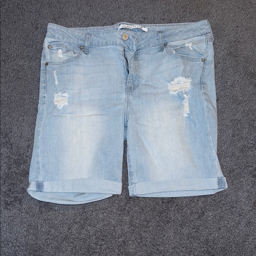 Juniors Celebrity Pink bermudas